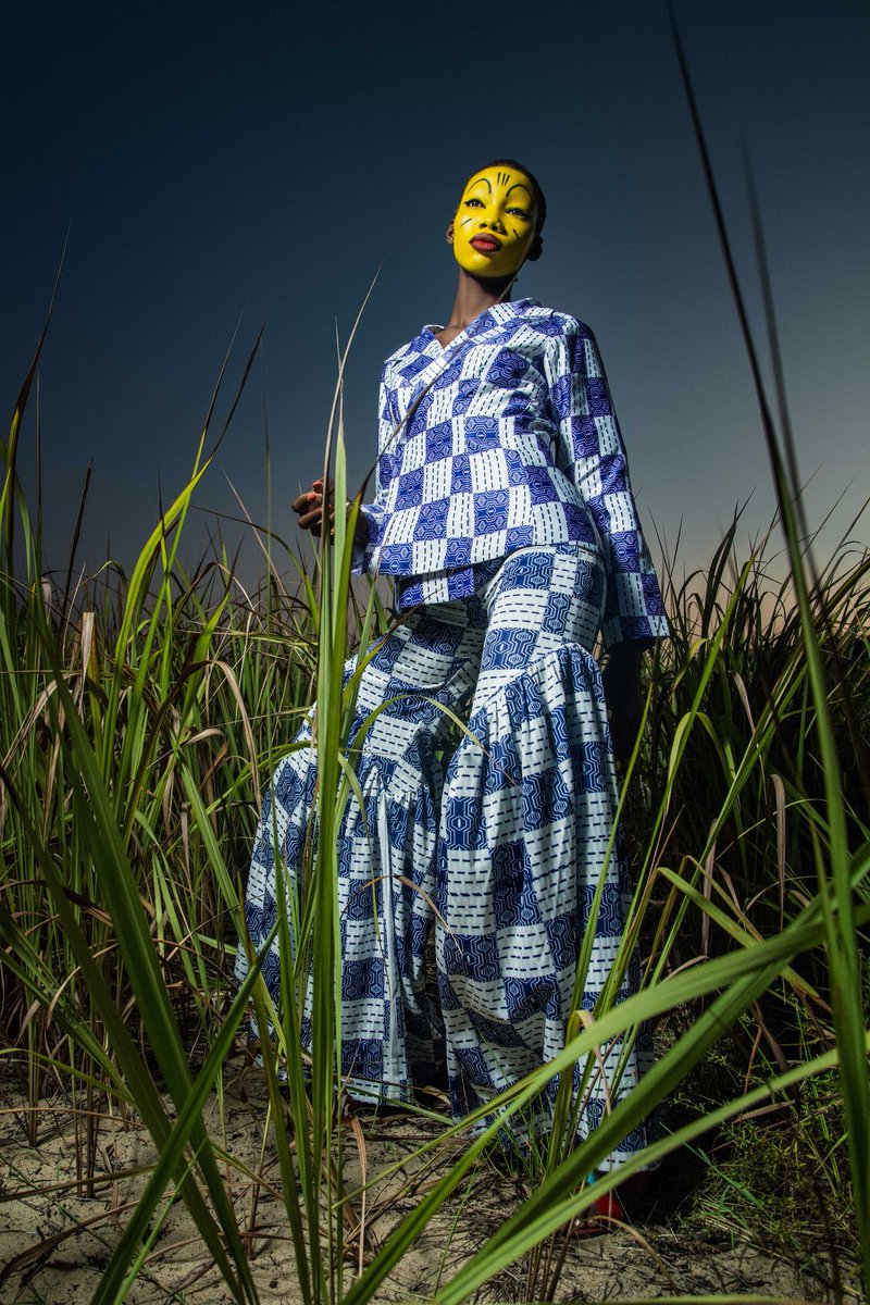 afrodyssee's tweet photo. LOU SS20
New collection Lou SS20 by Yhebe Design. AD &amp; Photo by Nuits Balnéaires. Mua Kiela Annie. Muses Fatima Kouame &amp; Leila Eveline @yhebedesign  @fatimakouame #leilaeveline #yhebedesign #nuitsbalneaires #kielaannie #fatimakouame #fashion #africandesigners #africanphotographer https://t.co/yfgDQzggUO