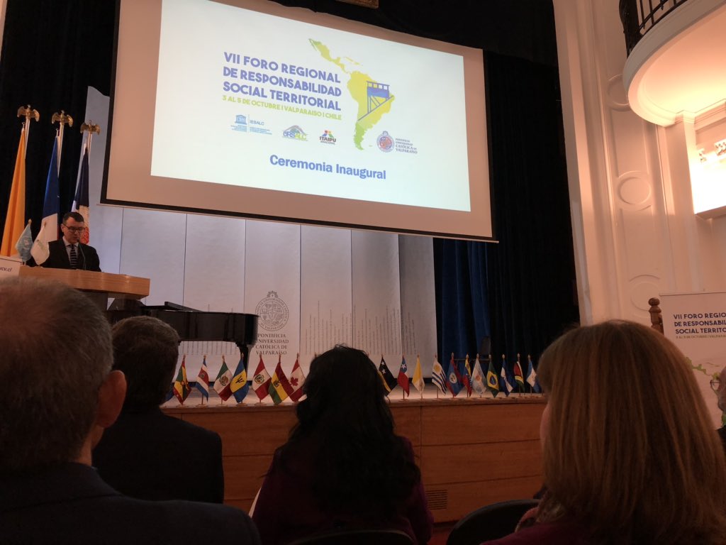 OEIParaguay's tweet photo. Hoy 🔝Presentamos el trabajo del Centro de Formación e Innovación de Políticas Publicas (#CeFIPP) de la @OEIParaguay en la conferencia de Rectores del VII Foro Regional de Responsabilidad Social Territorial. https://t.co/yUIqCGqyWf