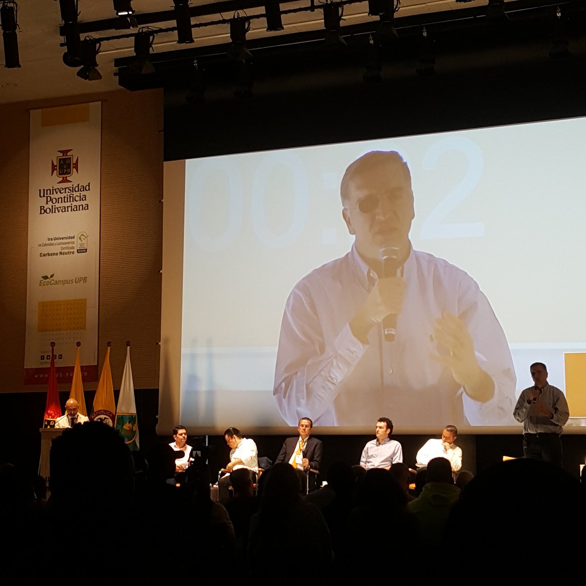 julianossa_DI's tweet photo. #idesignUPB presente en el foro a la @GobAntioquia y el #CUEE2_0 a la escucha de nuevas oportunidades para el diseño, el desarrollo y la innovación. @upbcolombia @upbartefactos @UPBInnova https://t.co/ABAYMKmeIS
