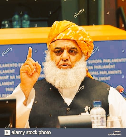 PTI govt has sold Kashmir and now are shredding the crocodile tears just to avoid public pressure, which has no value this time.
<a href="/MoulanaOfficial/">Maulana Fazl-ur-Rehman</a>
<a href="/SohailWassan/">Sohail Ahmed wassan JUI</a>
#دھمکیاں_نہیں_کنٹینر_دو