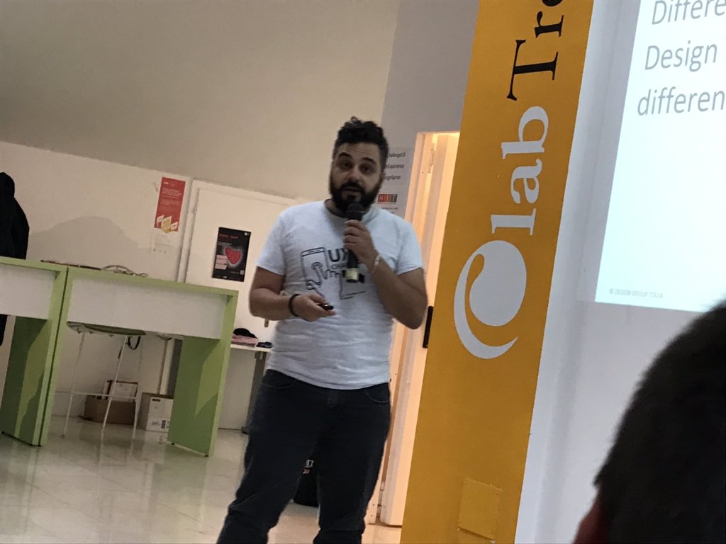 nicola_doppio's tweet photo. Full house at the final event of #UXchallenge19! 🤩🤓 We start with a brilliant keynote speaker from Andrea Desiato @sansotto from @DesignGroupIt talking about how #UserExperience can impact on manufacturing companies #DesignSprint @HIT_trentino https://t.co/FnKKqu9ikf