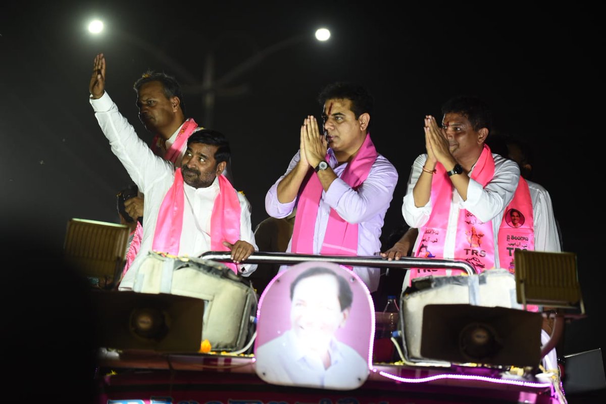 KTRBRS's tweet photo. Addressed a jubilant and large gathering at Huzurnagar as part of the election campaign https://t.co/MqWxyrQTjK