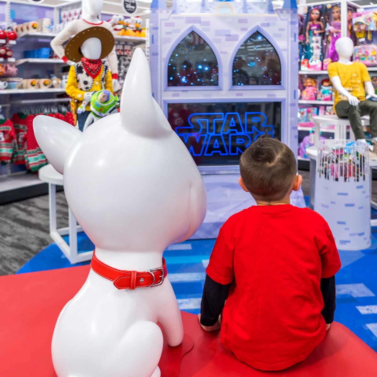 Target News tweet media