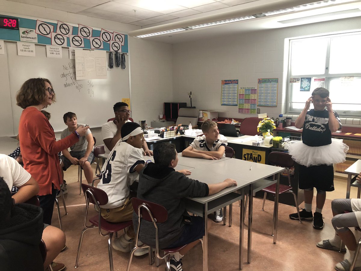LearningKon's tweet photo. Acting out interview skills. #wypride #YES https://t.co/P4E5LqYspk