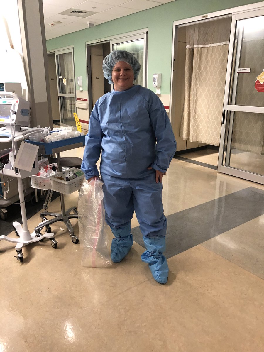 MrsJWit's tweet image. When your BFF is having a worse day than you! @SBRivera2 #ERproblems