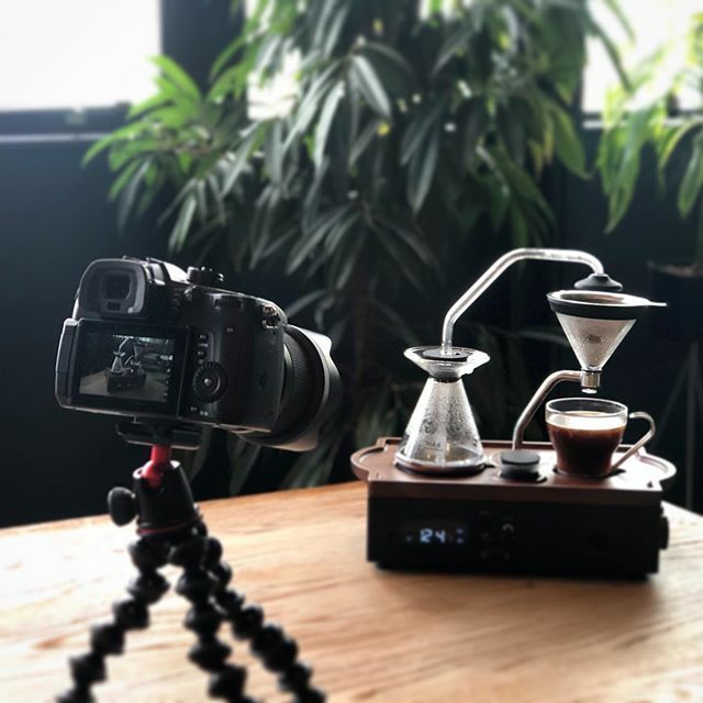 What’s better than being woken up by a beautifully designed coffee alarm clock? ☕️ The <a href="/barisieur/">barisieur</a> is a game changer for early starts, lazy mornings or general feng shui... designed by <a href="/joshrenouf/">Josh</a> 👊🏻 ift.tt/31NZqtV