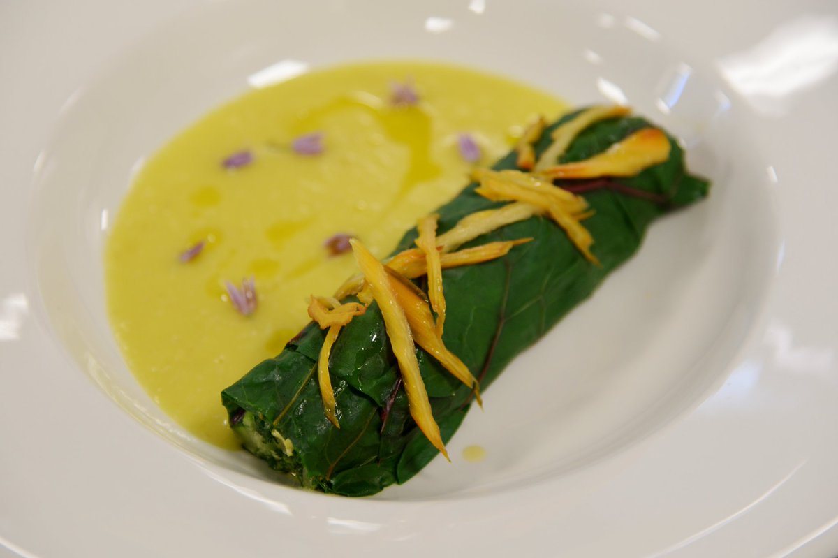 GCFNetwork's tweet photo. Finalist Jonathan of Sprigg and his colourful rainbowchard canneloni #chefschallengegla @VegCities @CofGCollege @FoodCities #urbanfarming #marketgardens #farmtofork #localproduce #localfoodeconomy https://t.co/SJPtf4wGn8