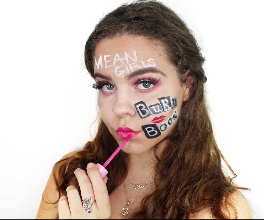 realmiabee's tweet photo. So Fetch @MeanGirlsBway @norvina1 @ABHcosmetics 💕💕 https://t.co/NhjcZuwNxQ