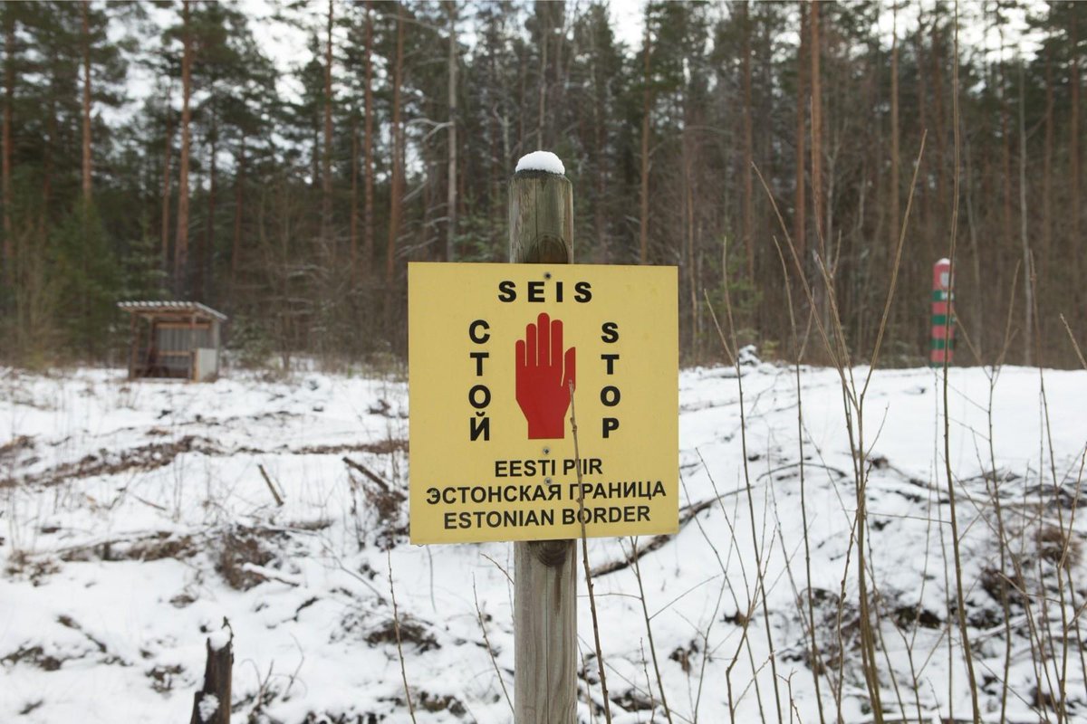Pillandia's tweet photo. Along the border between Southeastern Estonia 🇪🇪 and Russia 🇷🇺 (2016).
https://t.co/M38wBftfW8
#Setomaa #Setumaa https://t.co/fHyLbtVPFX