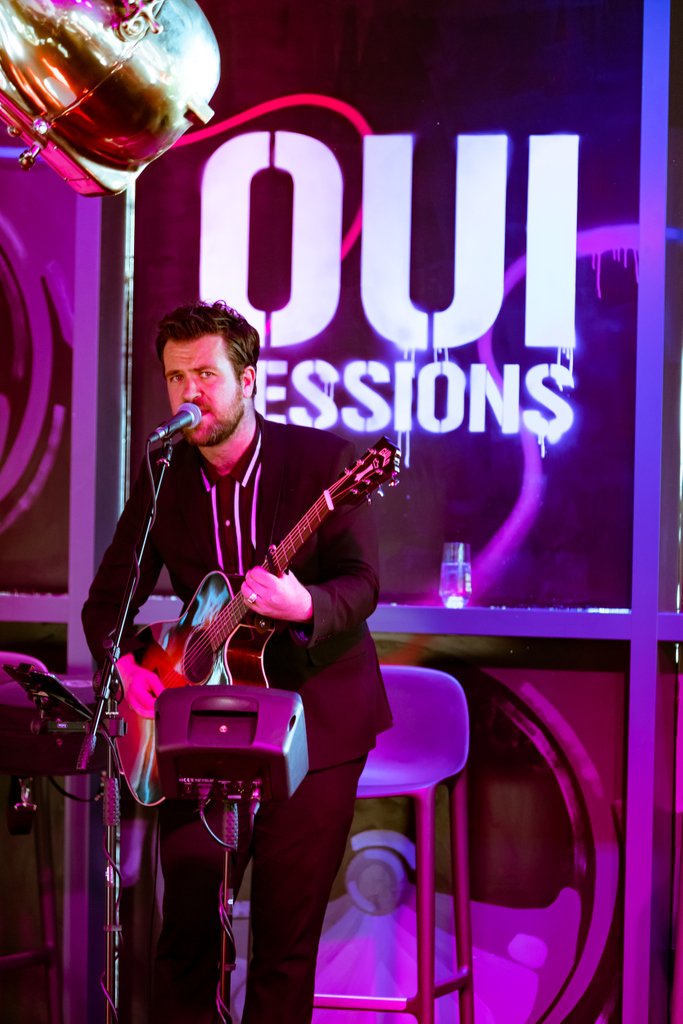 RadissonREDGla's tweet photo. #OUISessions tonight &amp; Saturday, come on down, chill out with good food &amp; listen to good tunes 🎵 &amp; if you're heading to the show, skip the taxi queues after &amp; join us after for a 🍷 or two... we'll be open until 1am! https://t.co/w8uBvIWgmD