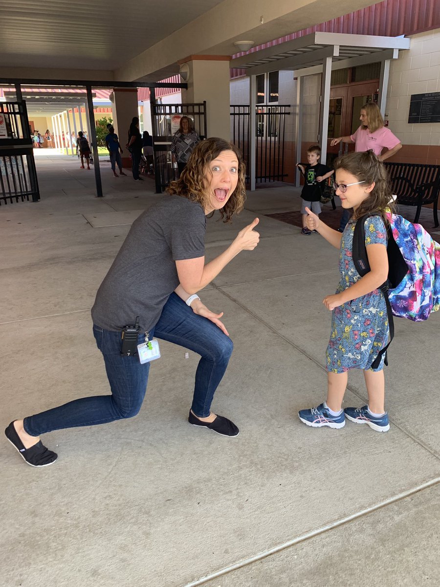 NewRiverElemen's tweet photo. Fist bump Friday! Great way to end the week and stay excited for learning! #committed2success https://t.co/6c5LZuaBtI