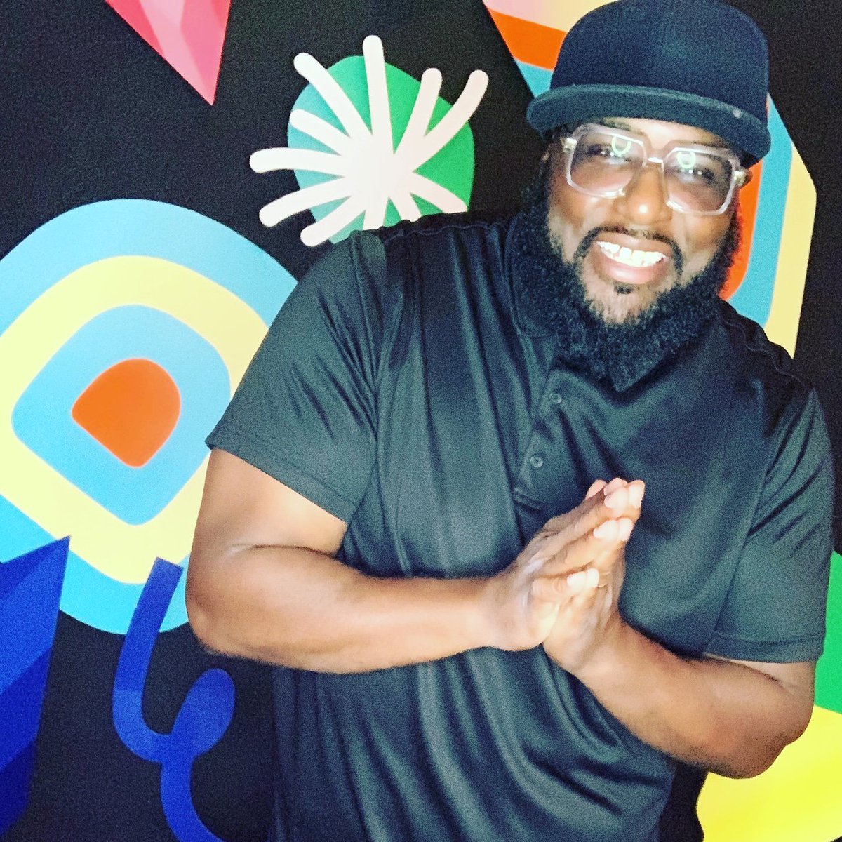 kunluv's tweet photo. Good times last night at the #BellevueArtMuseum for the preview party! Good Music is Essential! Thank you #BAM for having me! #DJLIFE #RespectTheDJ #KunLuv #NWIcon https://t.co/TsiTJ5JhHV