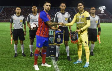 View image on Twitter