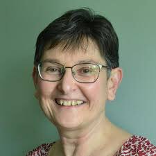 SJCEagles's tweet image. THANKS MRS. PEART!
It is #CanadianLibraryMonth.  Eagles honour and appreciate our #LibraryTechnicians Mrs. Peart!  We value your commitment! ❤️