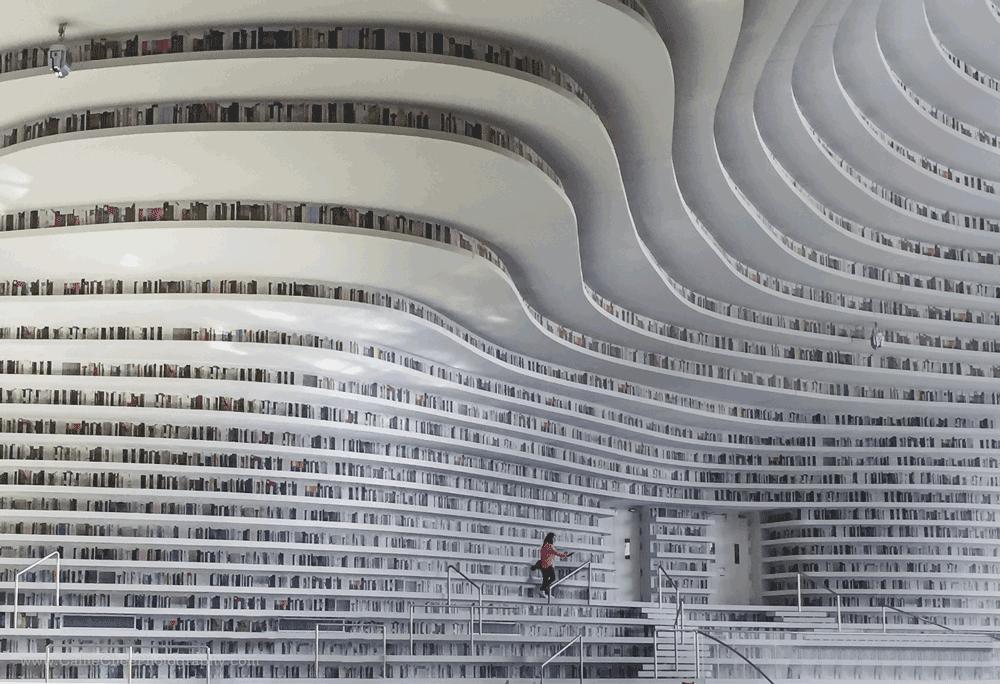 1400 Hourly Runner Up, ‘Books’. Congratulations, Callie Chee! See all 2019 #UPOTY winners here: cbre.co/UPOTY2019