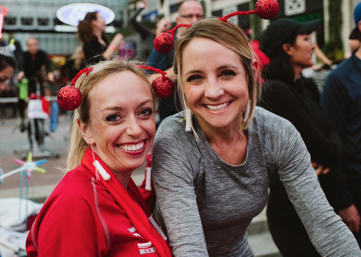 BethDotOtt's tweet photo. What an awesome night supporting @ahakansascity! Go Team Menstrual Cycles...yes I was a tampon, yes we had ovaries and of course we had our own Period Queen ❤️🤘🏼❤️ #KCCycleNation #LetItFlo 📸: @nicolebissey https://t.co/W2b1j7EfHZ