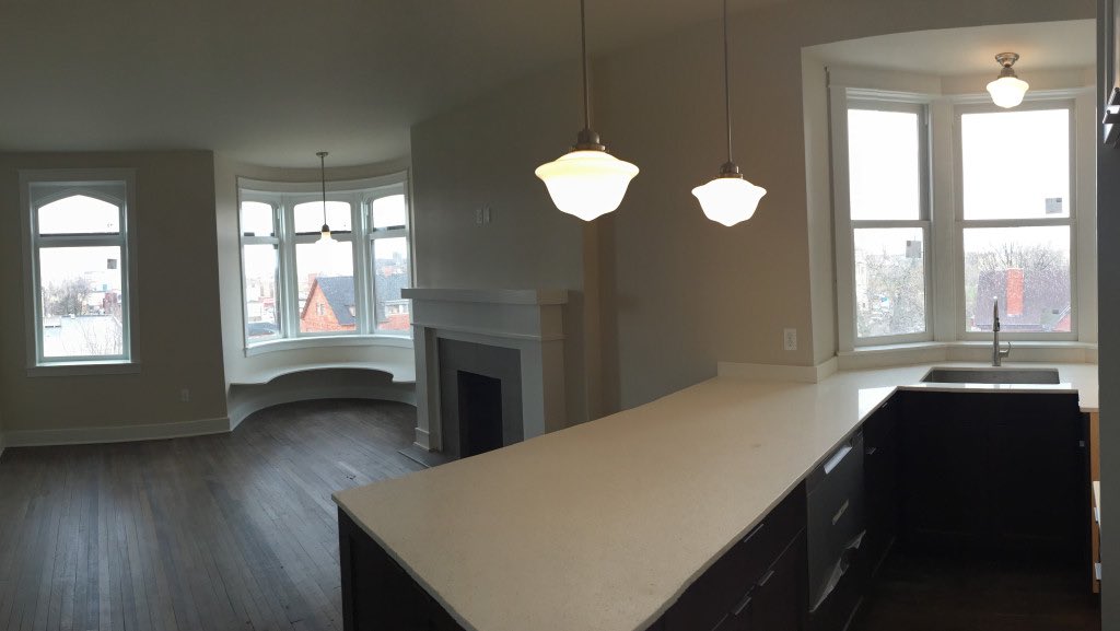 greengarage's tweet photo. At our sister project, the #ElMoore, there is a studio apartment available! 
Like @greengarage the El Moore is a beautiful, #sustainable historic building w a strong community focus. If you're interested please get in touch with Jason Peet at jasonpeet03@gmail.com. https://t.co/OHSjCYpvJT