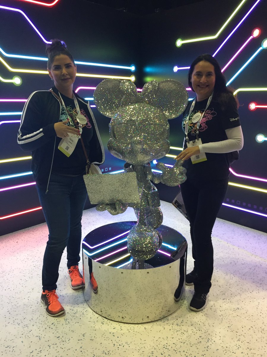 wdigriselda's tweet photo. Grace Hopper 2019 #GHC19 #disneyrecruiter https://t.co/GoLw6yHegP