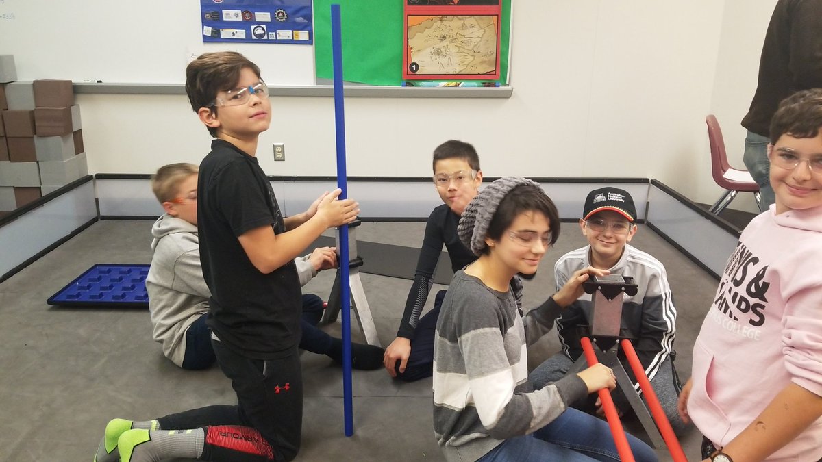 capitolhillftc's tweet photo. Setting up our playing field! We are hyped for this year!! https://t.co/sZwBRk6zyF