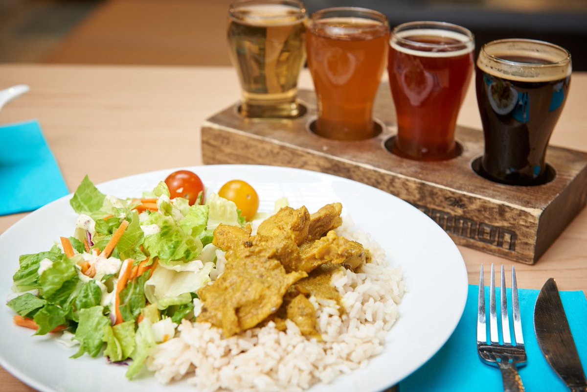 Been awhile Twitter fam! Here’s a look at all the goodies. Come down and check us out @TheForks! Serving #Caribbean deliciousness til 9pm 🌴😃#MeetMeAtTheForks #iwantabindysroti #wpgeats