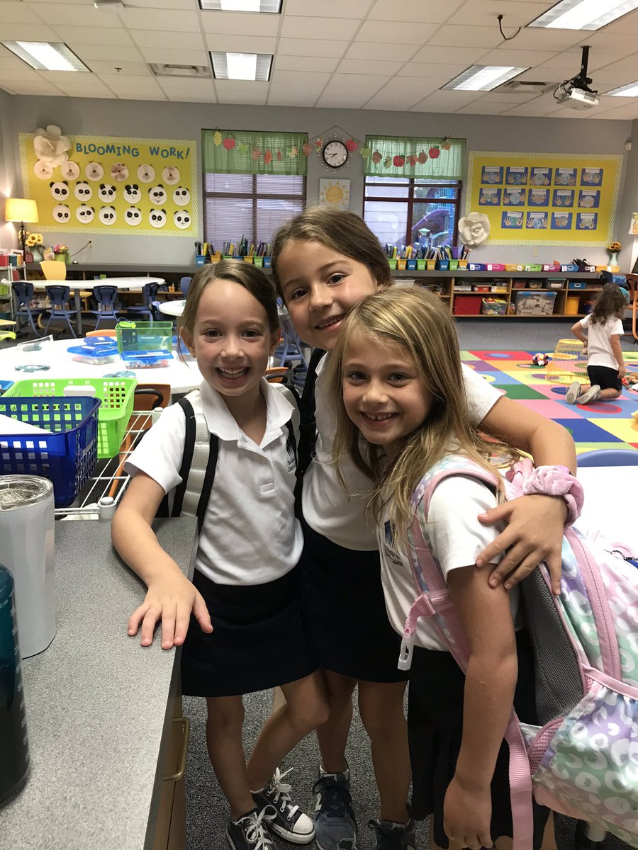 MrsShell_TDA's tweet image. I absolute love my daily visitors! 😊 So happy they still feel at home in their old classroom! #davisk #davis1