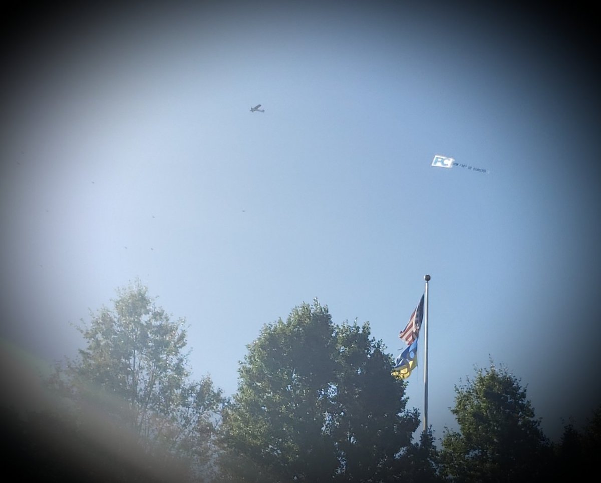 PenncharterOPC's tweet photo. Everything (and everyone) is looking up ✈✈✈#PCBreaksGround #PCAWC #GoQuakers https://t.co/415wuyz7Fd