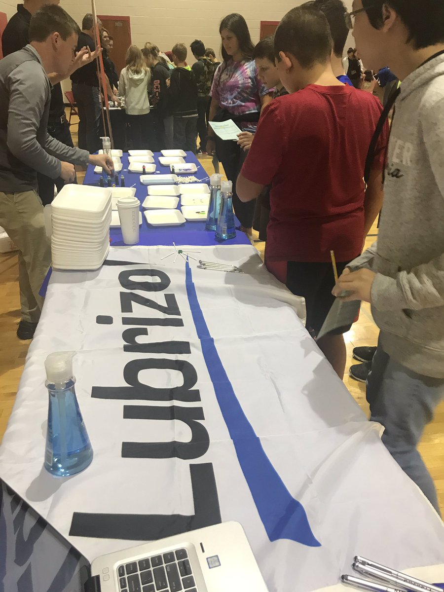 angschaal's tweet photo. Manufacturing Day @ BGMS @ERadabaughBGCS https://t.co/2dJoiTZopz