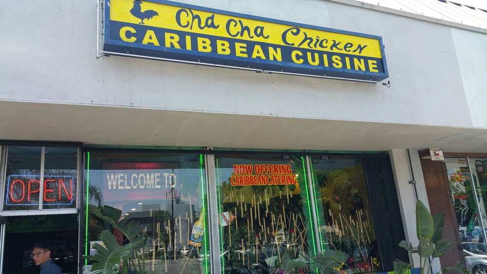 chacharestrn's tweet photo. Choose the right partner when you chose us! Don't get through this day without calling us at(818) 672-2130 or (310) 581-1684. #ChaChaChicken #Northridge #CaribbeanCuisine #Chicken #ChickenLovers #TakeOutFood #DineIn https://t.co/Uj5OmAKdXS