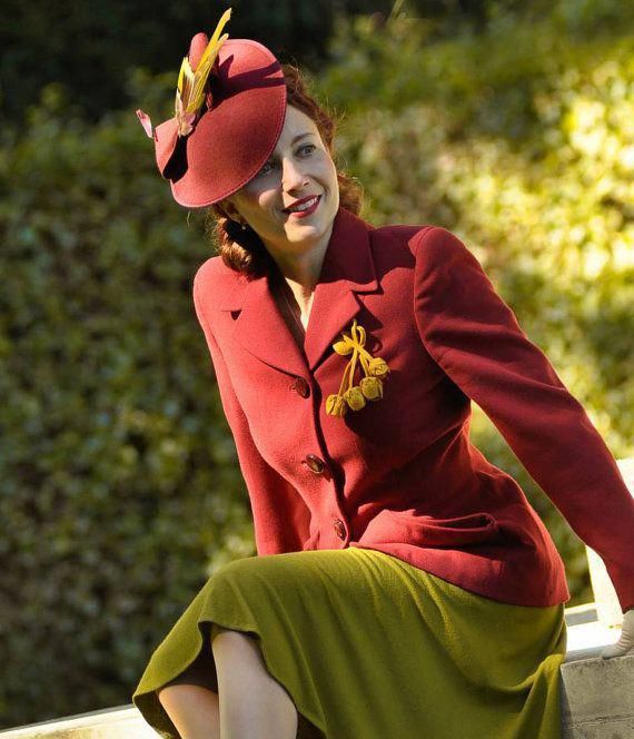 CaftanWoman's tweet photo. Barbara Stanwyck on a #Fall #FashionFriday. https://t.co/s9rhpy7l9E