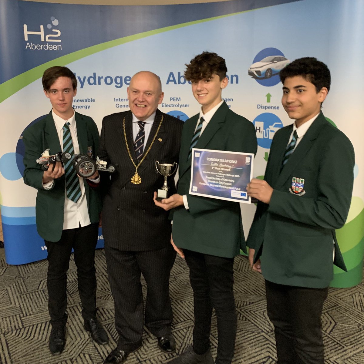 CultsAcadTech's tweet photo. Congratulations to our finalists who won the Aberdeen Schools Hydrogen Challenge by building a hydrogen-powered car that travelled 34m! Pictured with the Lord Provost and the winners from the Primary School section, @SchoolBroomhill https://t.co/T09JD9Xbva