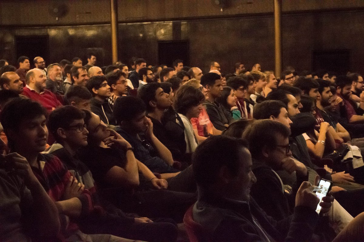 Paysandu_Innova's tweet photo. El experto en robótica Fahad Azad visitó Paysandú, brindó una conferencia en el Teatro Florencio Sánchez, se reunió con empresarios locales y visitó el #HackLabPaysandú que funciona en las instalaciones de Paysandú Innova.

➡️ https://t.co/dQTF7LmLlN https://t.co/SIvZji37bY