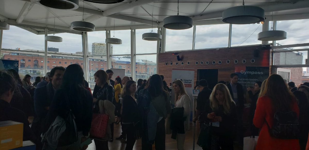 mibuclecom's tweet photo. 😀Ayer estuvimos como Sponsors del XV CONGRESO #ADRHA - RH AGILE - Más ágiles, más humanos.
📌Fue un gran encuentro para compartir y debatir experiencias.
¡Gracias a todos los que asistieron! https://t.co/q8LcMxBSIx