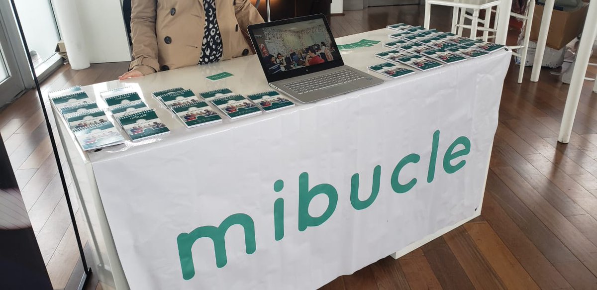 mibuclecom's tweet photo. 😀Ayer estuvimos como Sponsors del XV CONGRESO #ADRHA - RH AGILE - Más ágiles, más humanos.
📌Fue un gran encuentro para compartir y debatir experiencias.
¡Gracias a todos los que asistieron! https://t.co/q8LcMxBSIx