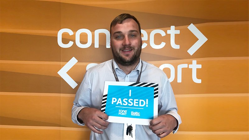 Huge congratulations to our #TelecomsManager, Jake Khan, who has recently passed his Level 4 Network Engineer Higher #Apprenticeship with <a href="/BalticTraining/">Baltic Apprenticeships</a>!🎉

Read more:
theonepoint.co.uk/news/telecoms-…
#NetworkEngineer #Telecoms #ManagedTechnology #Pass