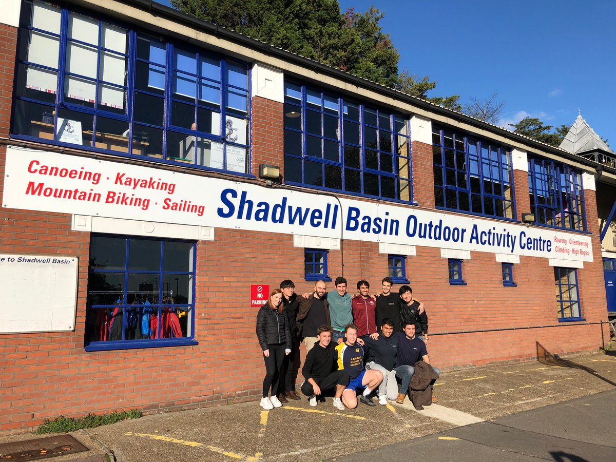 shadwellbasin's tweet photo. An afternoon of volunteering, Maven helped get the boat cage cleaned and tidied as we come to the end of a busy season. @handonlondon @maven @shadwellbasin https://t.co/Qb581LehPP