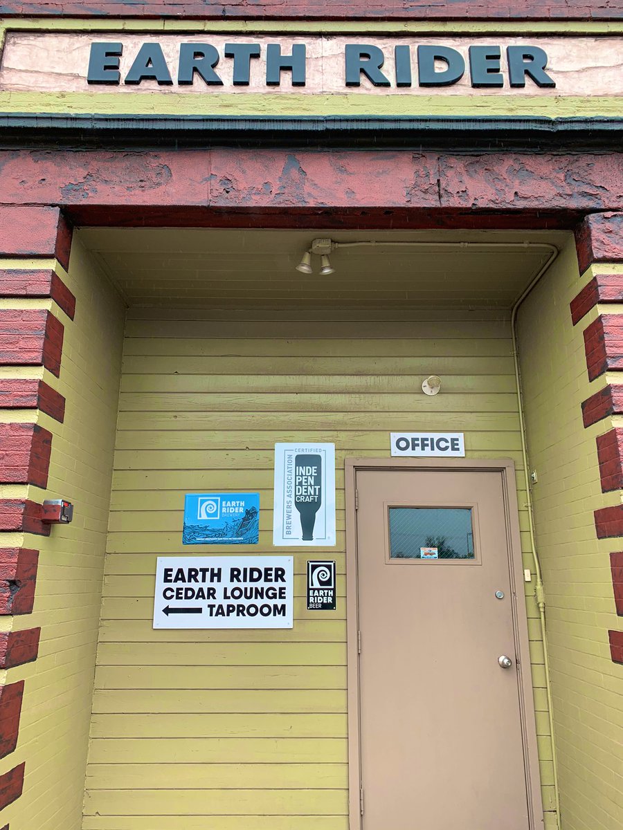 PureTapBeer's tweet image. Thank you Superior, WI! Great beer! Incredible Pizza! @EarthRiderBeer @ThirstyPagan