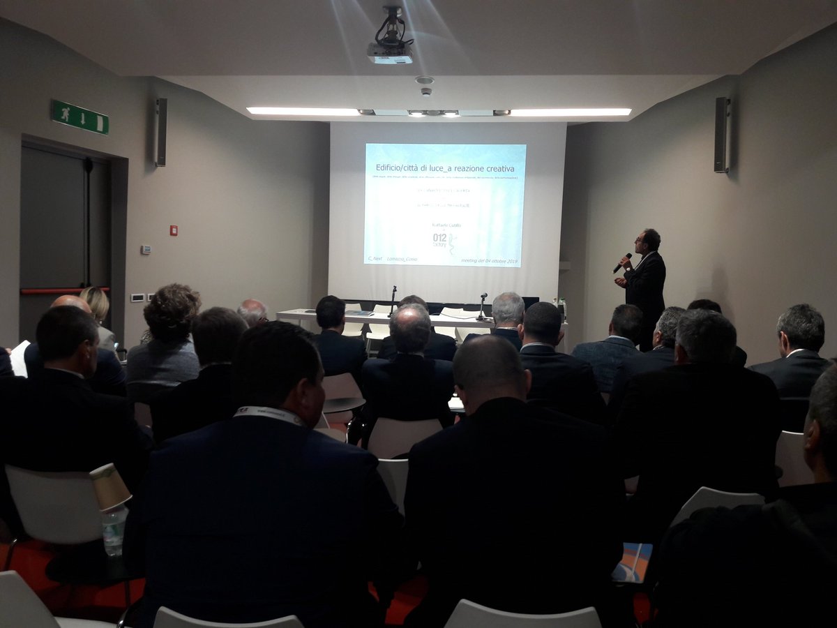 Comonext_'s tweet photo. A ComoNExT con gli amici di @012factory incontriamo una delegazione di #Caserta. Obiettivo: avviare percorsi di innovazione condividendo competenze e modelli di sviluppo.
#NExTinnovation #startup #PMI #innovazione #innovation #apsti https://t.co/QG0vpLhNYS