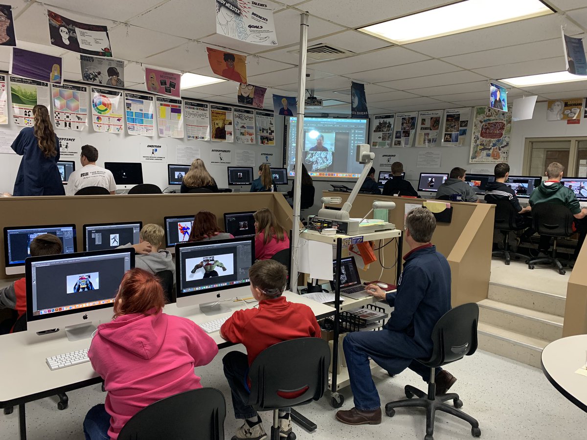 Betterwrench's tweet photo. 8th-grade tours at the Mecosta-Osceola Career Center. #Graphics #GraphicDesign #CTEworks https://t.co/9nOmC5vCEg