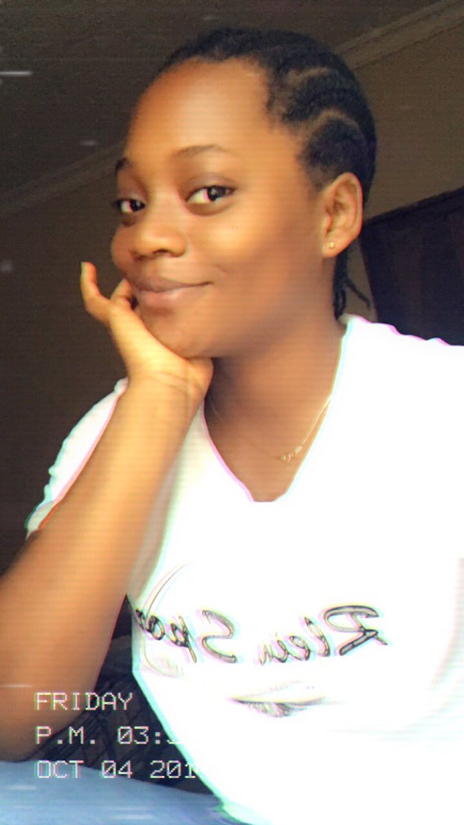 PricelessBibi's tweet photo. Realme🌼 or Snapchat ❤️
It’s FRIDAY 💃
Let have fun 🥰 https://t.co/JqaNk3mfVx
