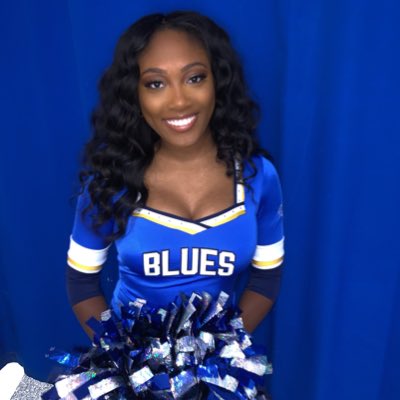 its__TaylorReed's tweet photo. New job who’s this? #NHLCheerleader #BlueCrew #LetsGoBlues #NewProfilePic https://t.co/HZ8FM9815M