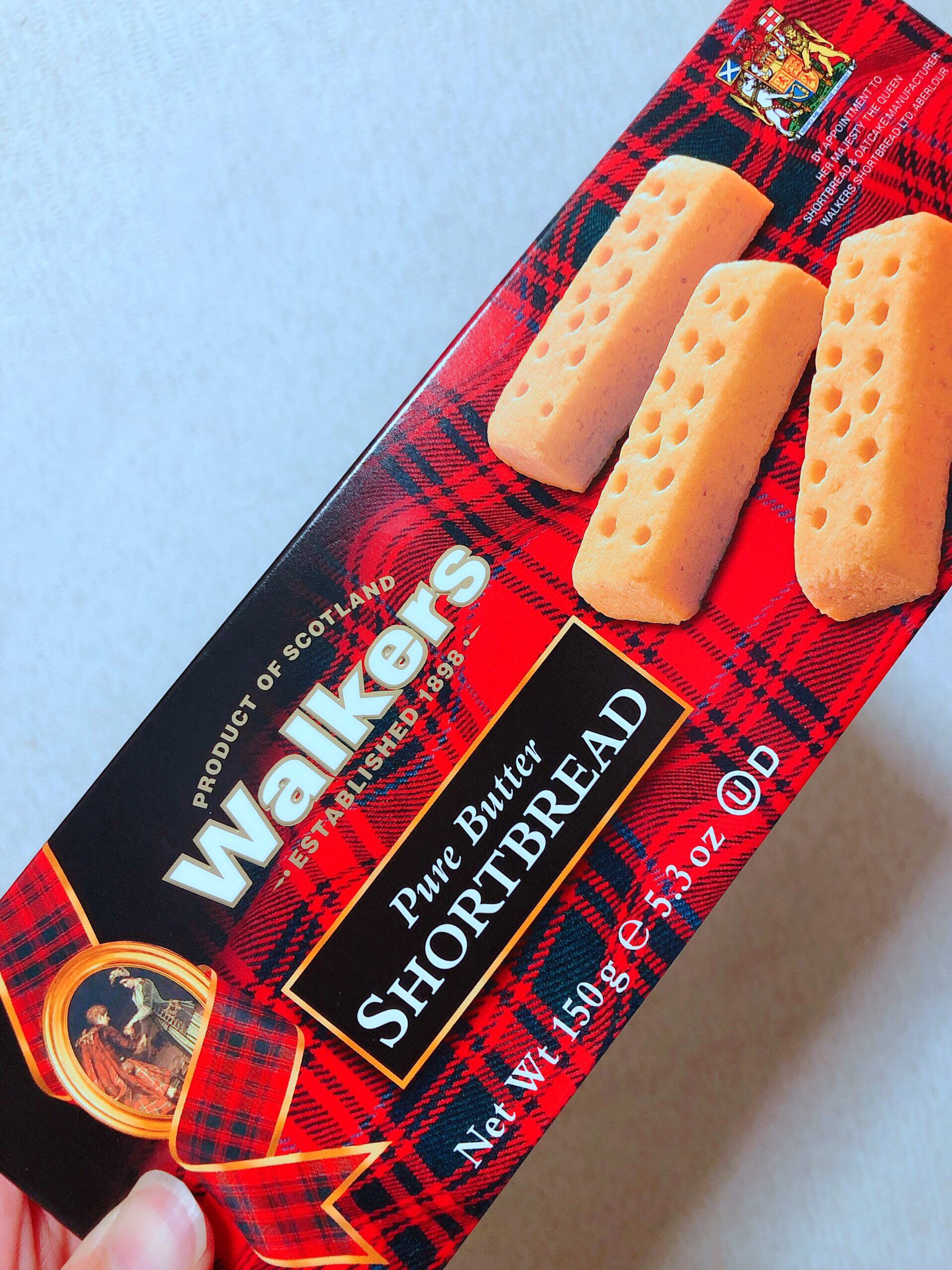 透 このクッキー クッキー界の中で一位二位を争うくらい大好きなんだ おススメ 純粋なバタークッキー もう一つは モンサンミッシェルのクッキー 最近売ってなくて悲しい また食べたい T Co 6uhp0nsxpj Twitter