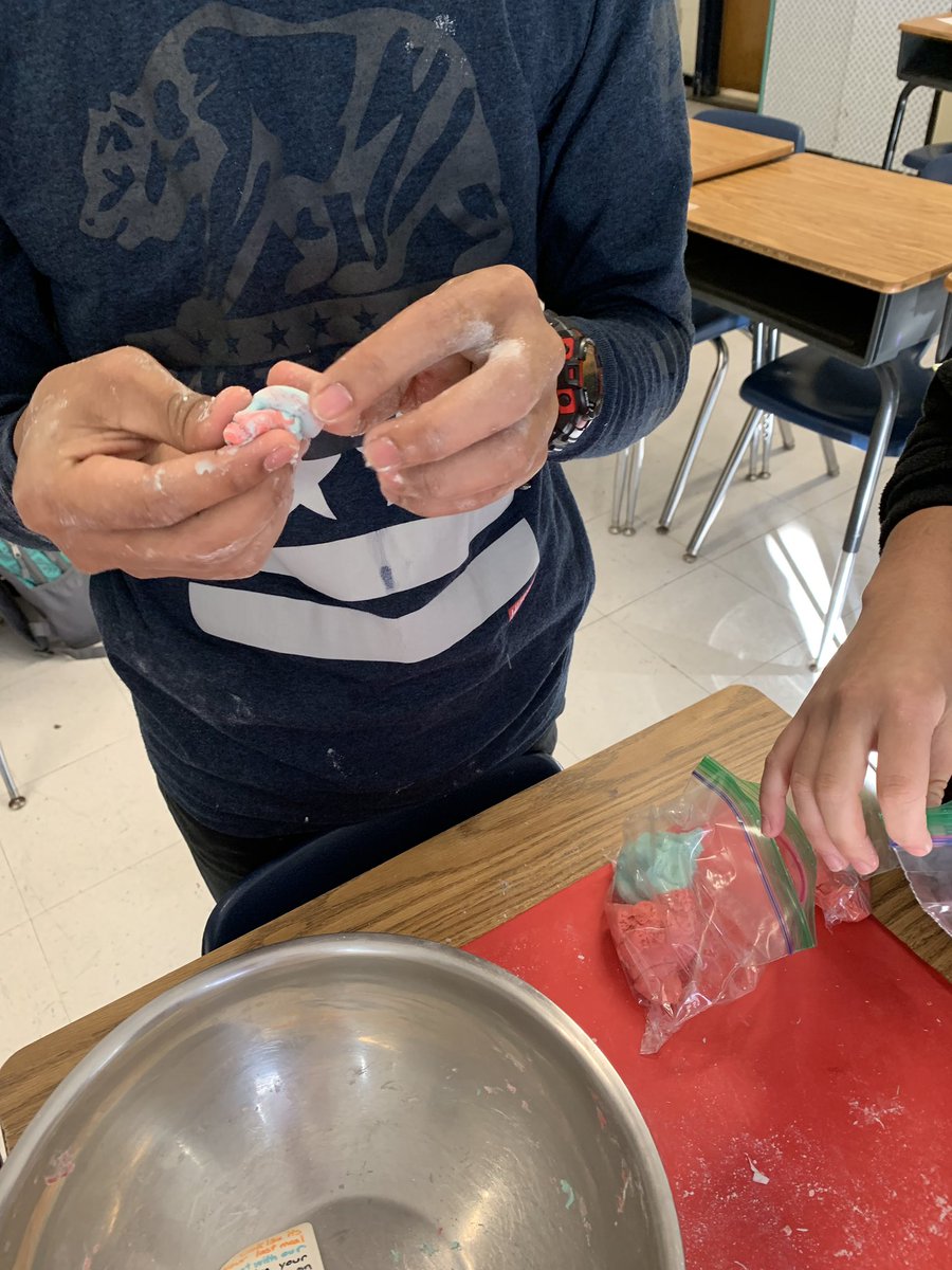 MrsYoung6's tweet photo. Reading recipes and giving instructions this week in Newcomers2 @DenbighHSNNPS @NNPSESL made kool-aid playdoh #ESLfun https://t.co/knJKdVHT5T