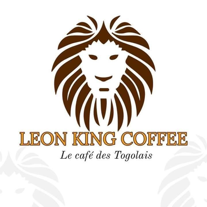 BoazakK's tweet photo. "Elle, elle m'a mordu la langue".
Trop cool #KaNaa ft #OliBig.
Mais, t'as vu le #clip?
Il y a du #MadeInTogo dedans hein...
#LeonKingCoffee
Bon, @KaNaaBiZoU, tu as bu, #OliBig aussi.
Vous avez trouvé ça comment?
Vous pouvez le recommander à quelqu'un?
#TgTwittos #TogoProduits https://t.co/b48hjh0pm5