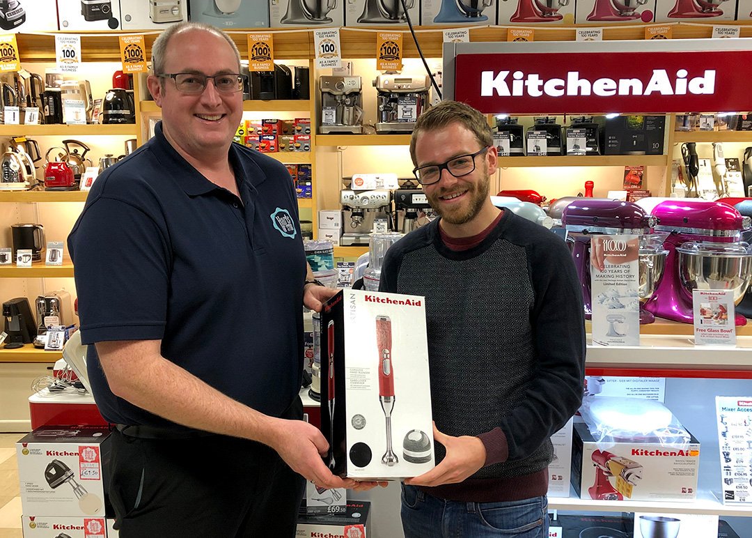 HartsOfStur's tweet photo. Steve Boland, winner of our recent Open Weekend competition, called in today to collect his prize from Harts of Stur MD, Graham Hart. Steve's selfie he took with the giant KitchenAid Mixer wins him a shiny new @KitchenAid_UK Hand Blender. #GiantMixerHarts100 #MakingHistory100 https://t.co/wLgJQB5sPU