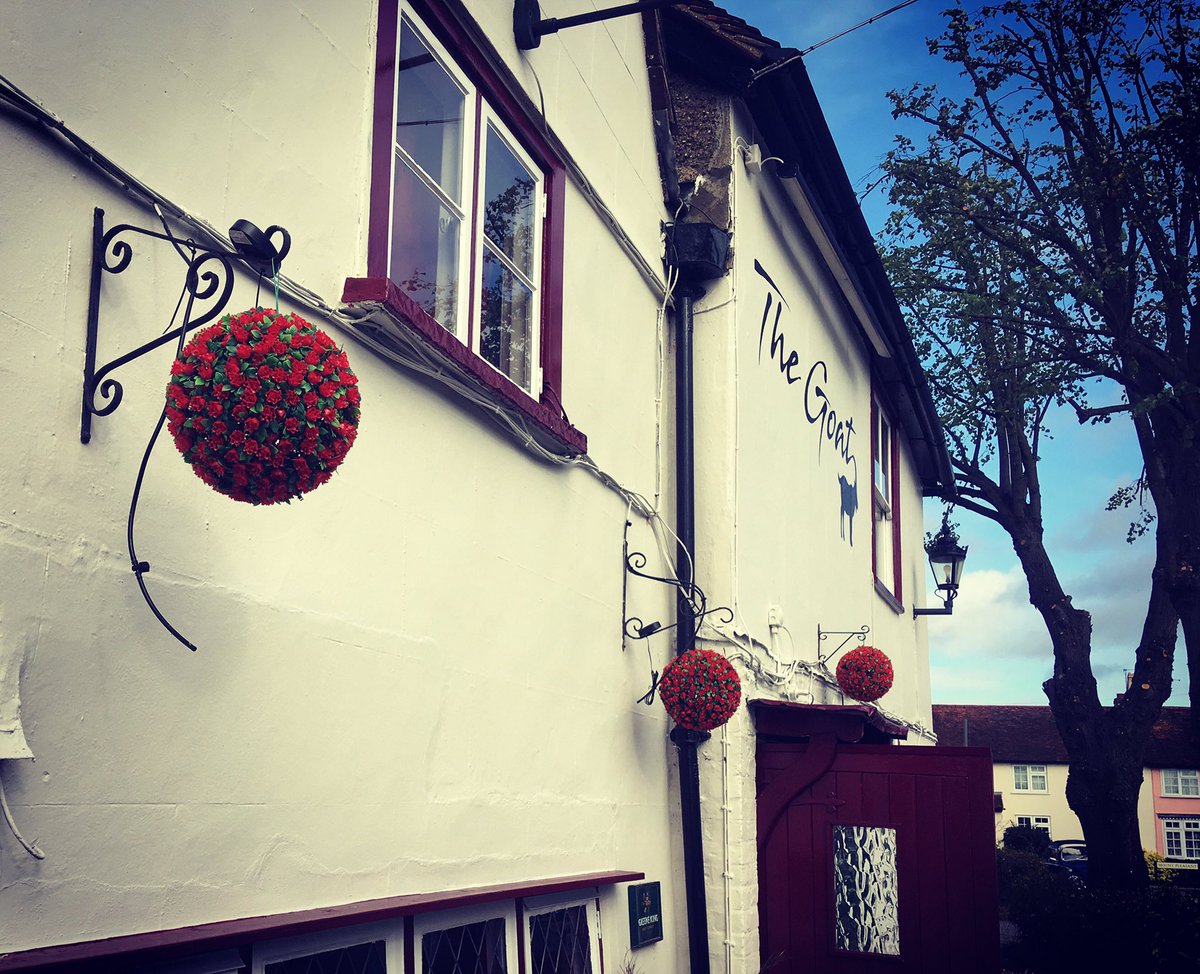 Hanging baskets down and solar flower balls hung up ✨🌹 #hertfordheath #solarlights #sustainable #local #villagelife #communityhub