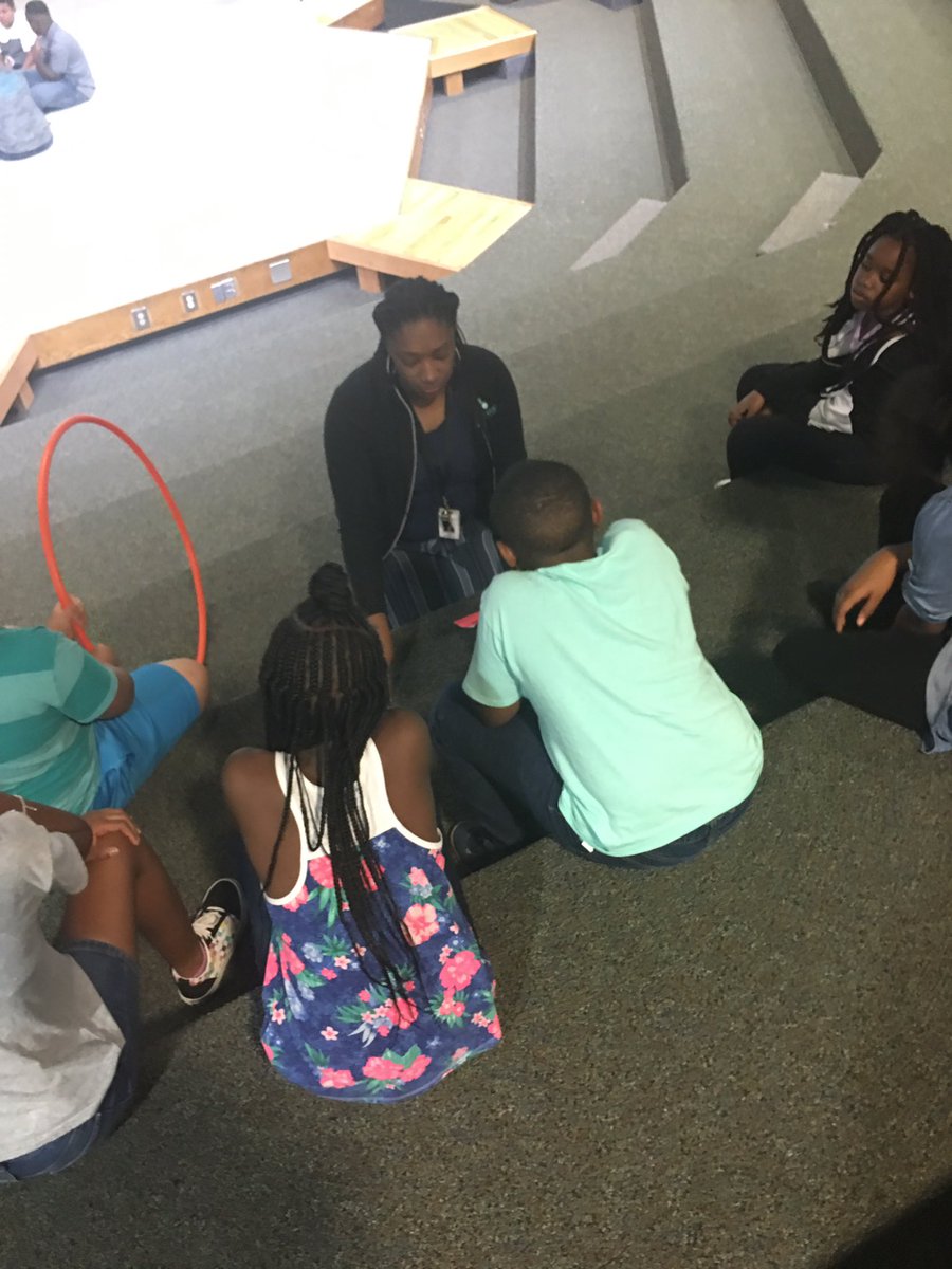 LeapinMrsL's tweet photo. Monthly Town Hall meetings are quickly becoming the highlight of my month- staff and students collborating towards growth makes my heart swell!  I love my school @LeaphartElem #Pridein5 https://t.co/C5dNuLOZWG