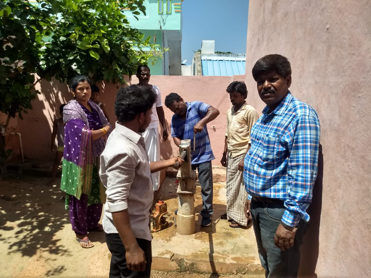 telanganafacts's tweet image. RT Coltr_Jogulamba "#dumpingyard, #graveyard boards fixed, Handpump repairs, electrical problems &amp;amp; demolished the old houses, cleaning the gramachavidi at Kothulagidda GP.
#30daysactionplan 
TelanganaCMO 
IPRTelangana https://t.co/zZBcFnaEvw"