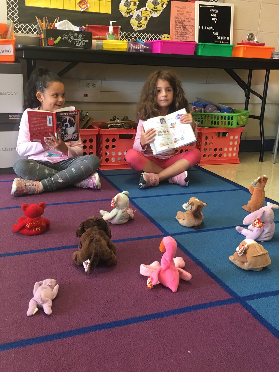 TSorokanych's tweet photo. A “live” audience is always fun to read to!🙌#penndelcoproud https://t.co/rgWEdNaoDZ