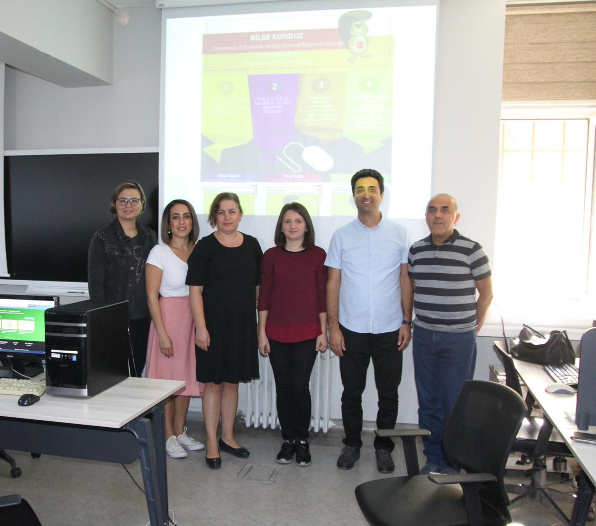 Bilge Kunduz etkinliği için Türkiye ekibi olarak yaptığımız çalıştayda son hazırlıklarımızı tamamladık. Bu yıl etkinliğimiz 11-15 Kasım haftasında gerçekleşecek. Ilkokul 3. ve 4. sınıfların da katılabileceği etkinliğimize artık hazırız. Peki ya siz? #bilgiislemseldusunme