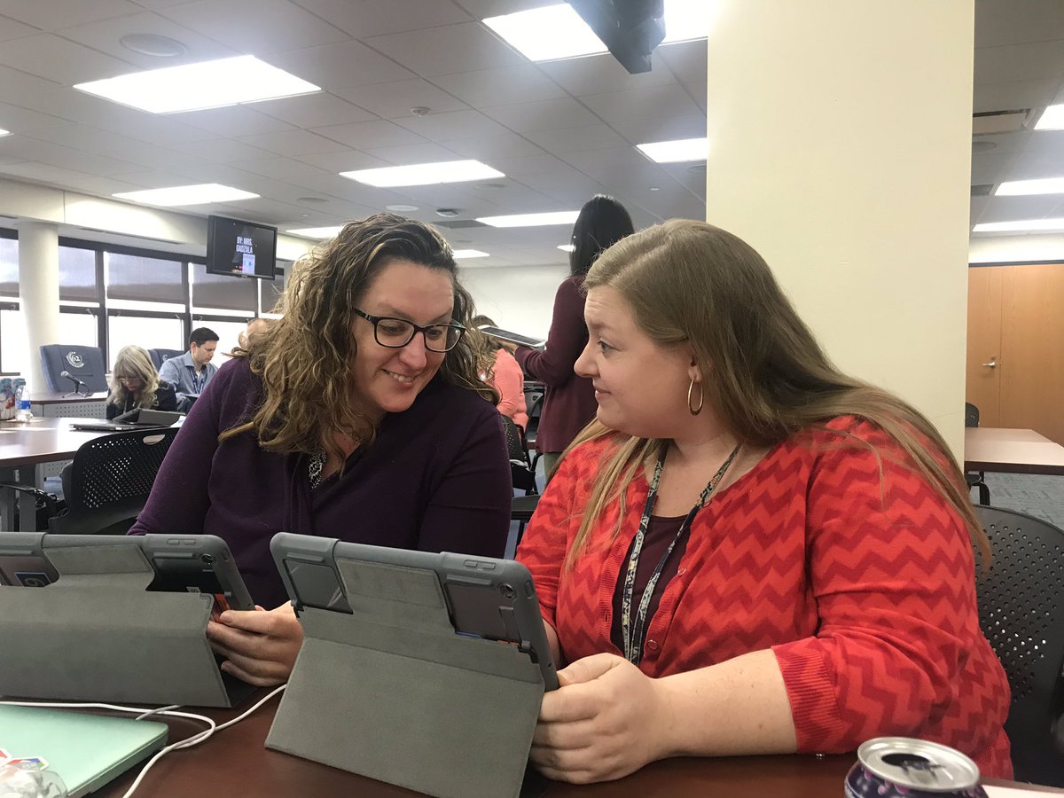 D62Coaches's tweet photo. Always learning #62ignite #62workingtogether #62learns https://t.co/jV7XPs83i2